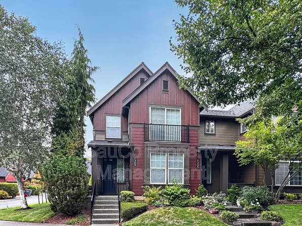 7309 NE Stonewater St #1, Hillsboro, OR 97124