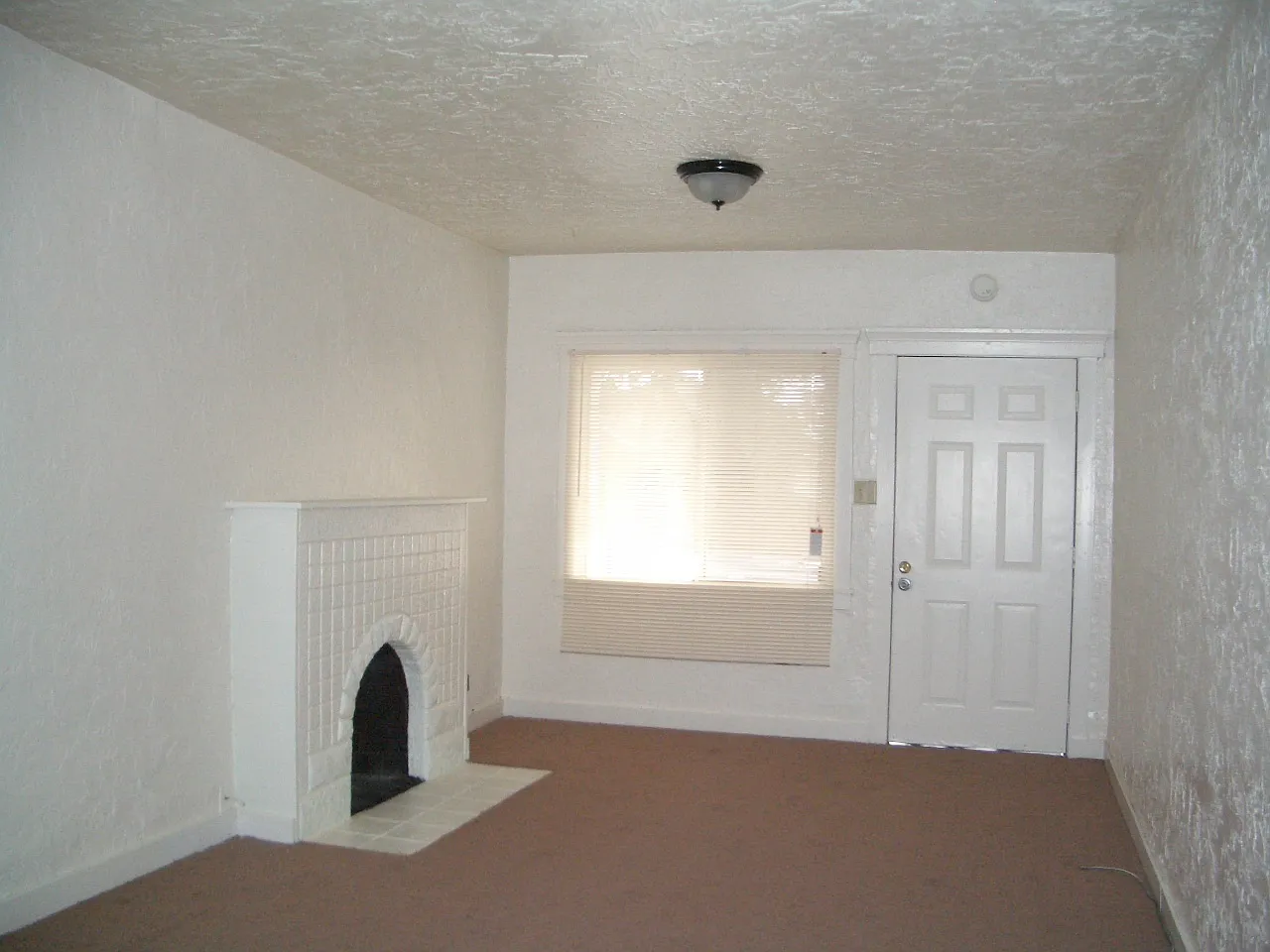 Welcome to our beautiful house on 96th Ave, Oakland CA. - Updated pictures coming soon. — Photo 2