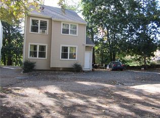 2 Scuppo Rd, Danbury, CT 06811