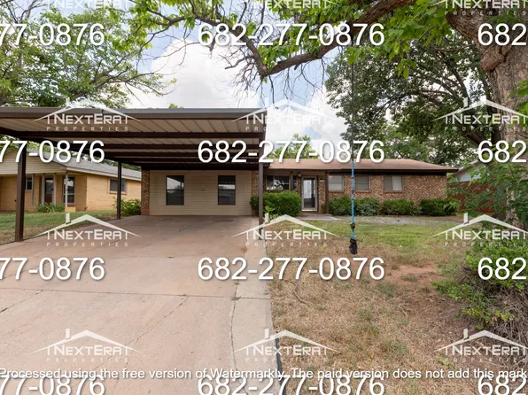 1010 Van Horn St, Iowa Park, TX 76367