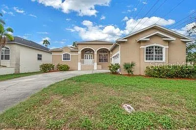 4 bed, 3.0 bath, 2628 sqft, $4,200 — Photo 2