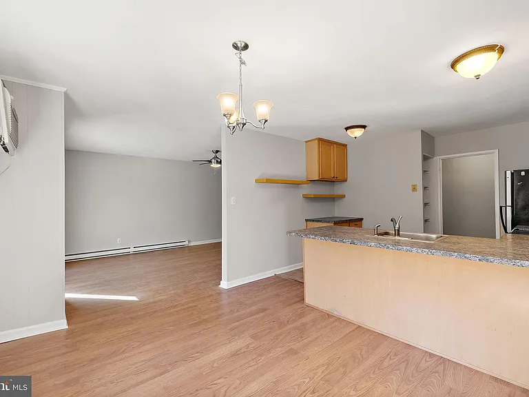 200 Campbell Cir #E-14 — Photo 8