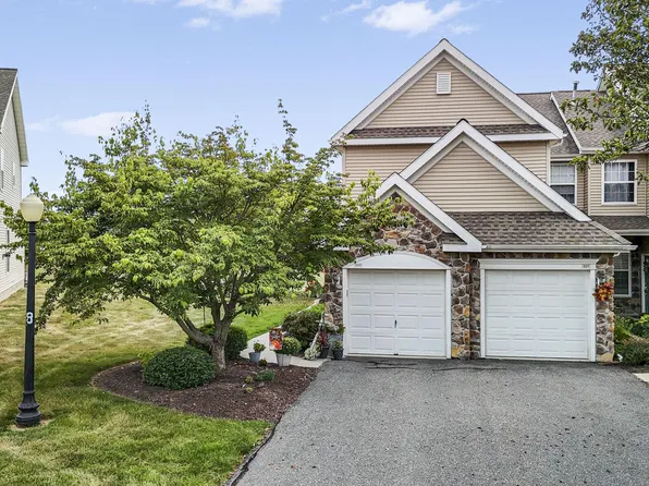600 Country Ln, Morgantown, PA 19543