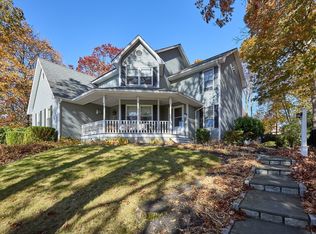 524 Mount Pleasant St, Fall River, MA 02720