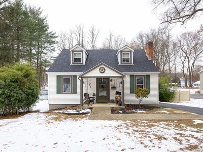 28 Red Oaks Mill Road, Poughkeepsie, NY, 12603