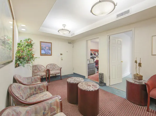 110 East 36th Street image 2 of 15