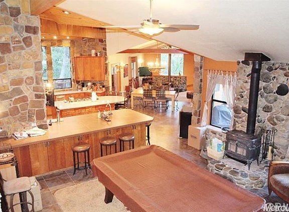 3rd image of 21485 El Rancho Ln