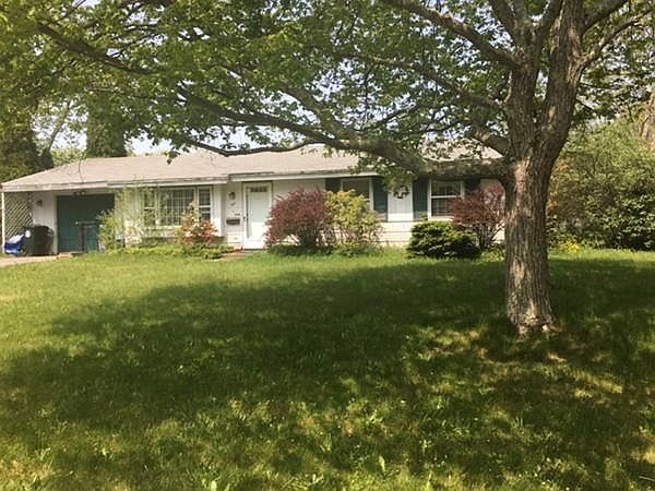 2nd image of 1 Lazywood Ln