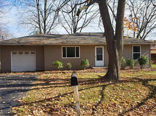 11 Richard Pl, Belleville, IL 62223