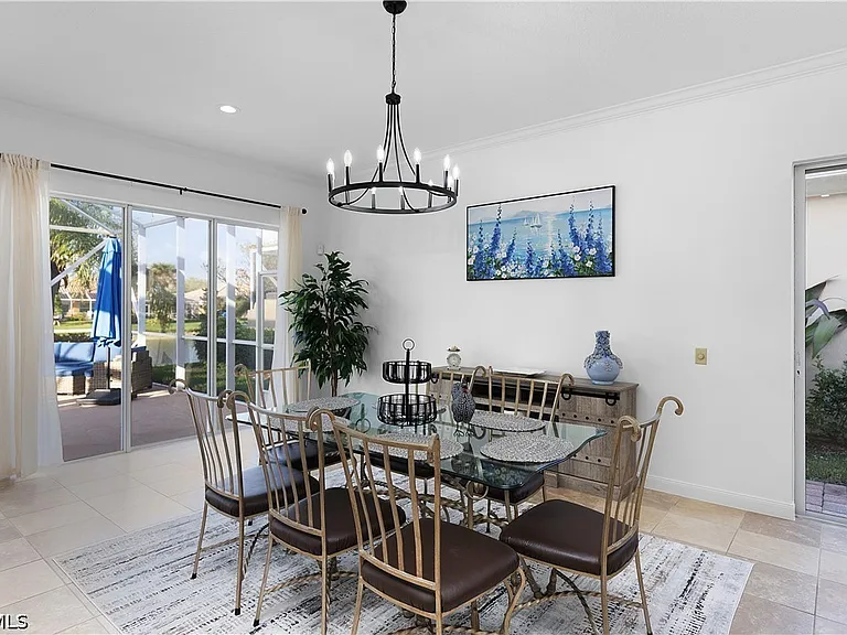 7983 Valentina Ct — Photo 9