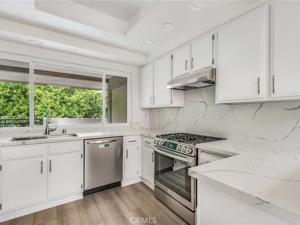 280 Cagney Ln APT 303, Newport Beach, CA 92663
