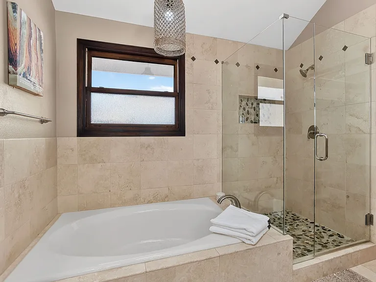 13 Mesa Oak — Photo 12