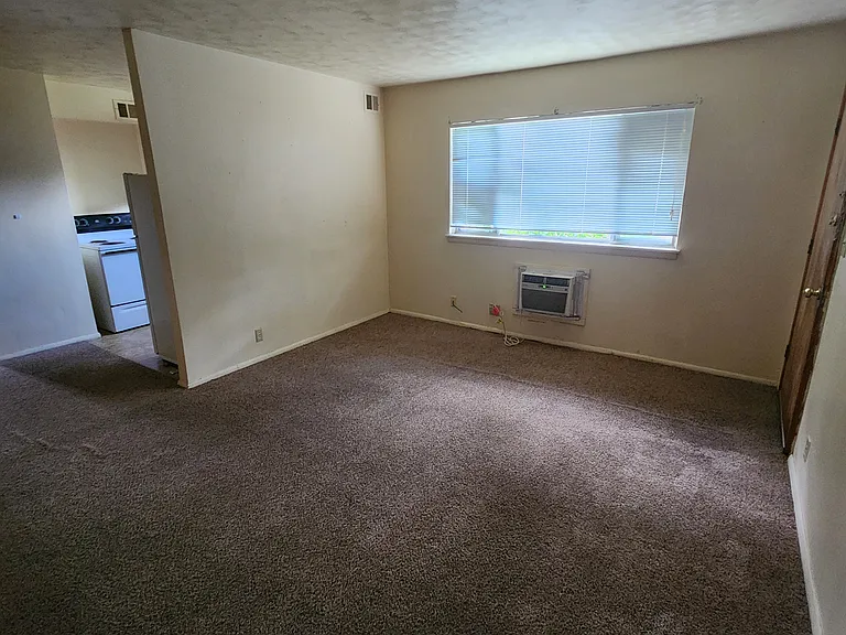 601 S 2nd St #4 — Photo 1