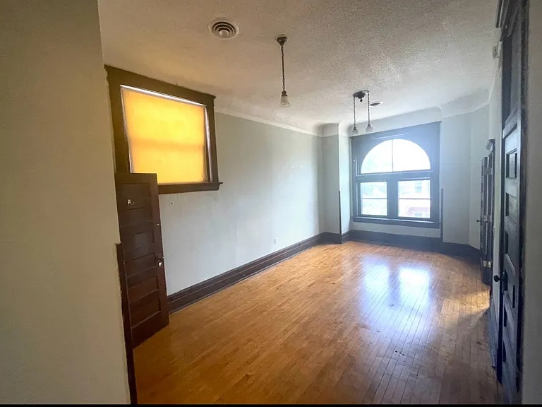 722 Francis St #302 — Photo 10