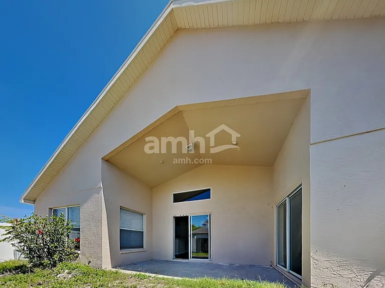 10250 Peoples Loop — Photo 16