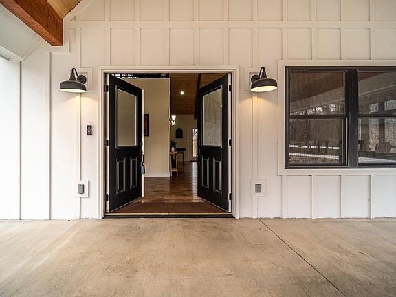 5th image of 226 Meadowood Rd