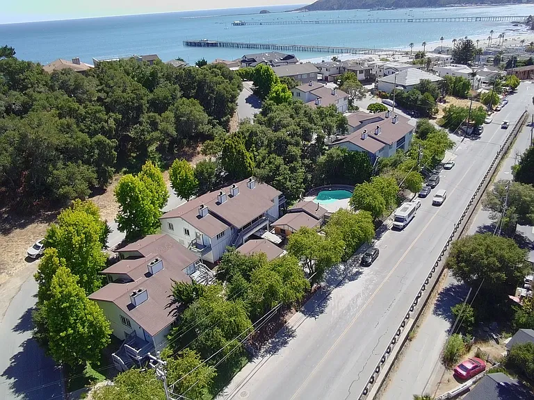 Avila Villas at Avila Beach — Photo 31