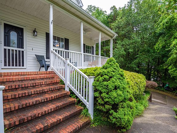 4th image of 6506 Harbor View Dr