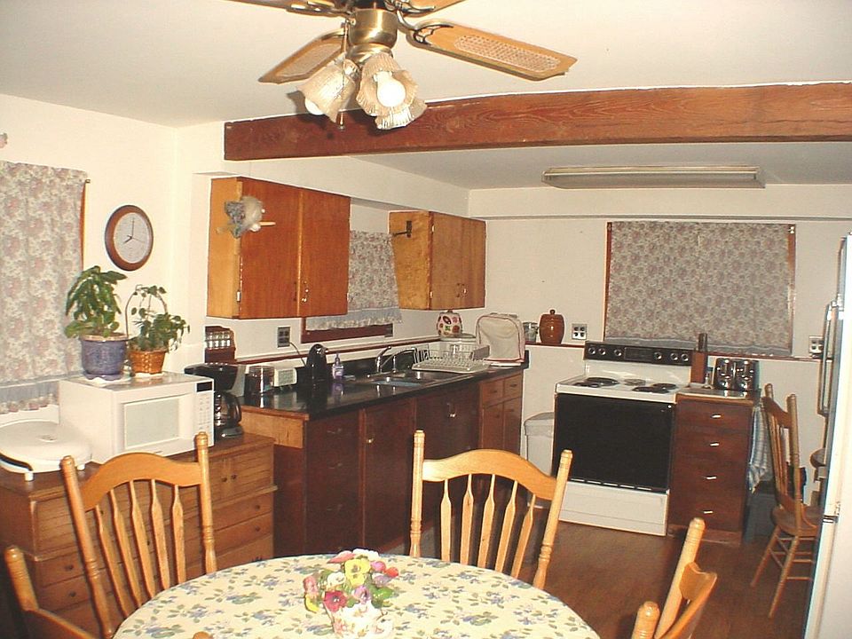 2nd image of 2463 Robert Fulton Hwy