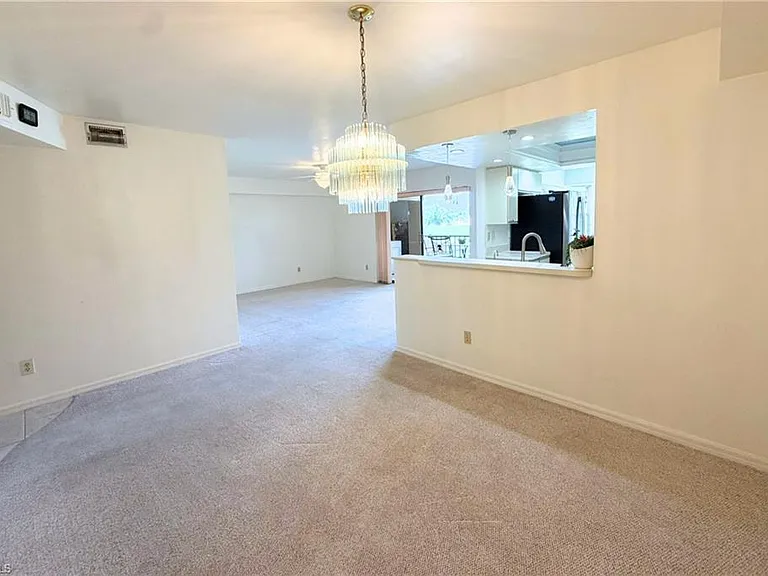 7360 Saint Ives Way #2205 — Photo 6