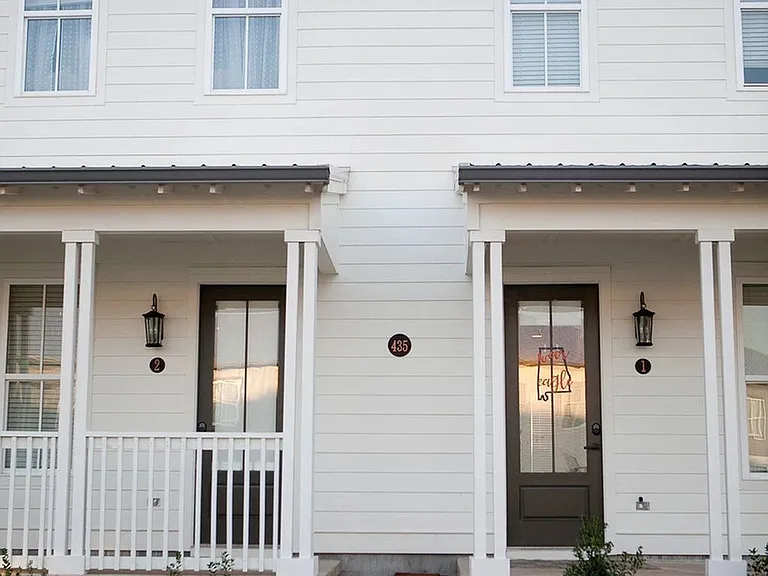 4BR Cottage