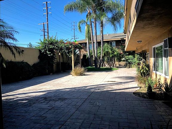 Pristine common grounds