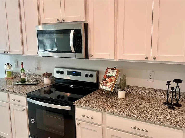 573 Vista Villages Blvd — Photo 10