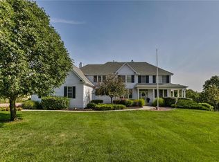 7465 Deer Ridge Dr, Shawnee, KS 66227