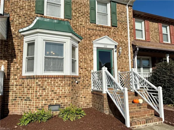 328 San Roman Dr, Chesapeake, VA 23322
