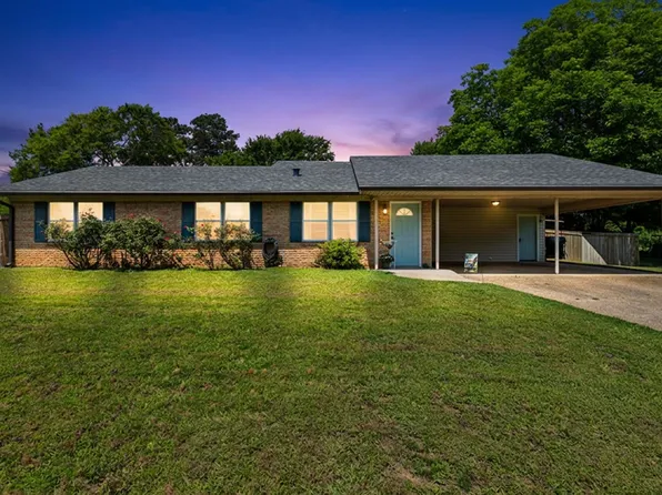 1113 Airline Dr, Marshall, TX 75672