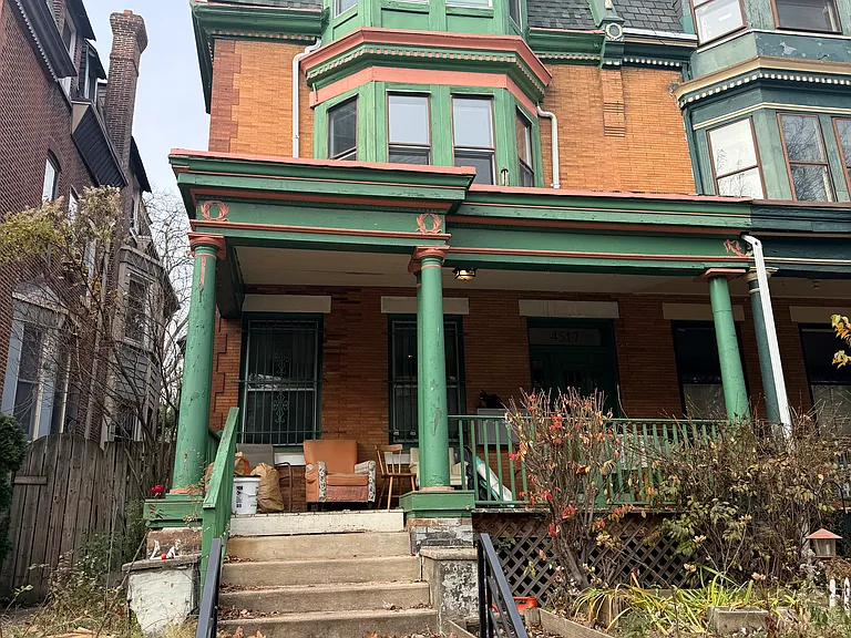 4517 Chester Ave #2F — Photo 1