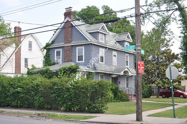 1st image of 10903 214th St