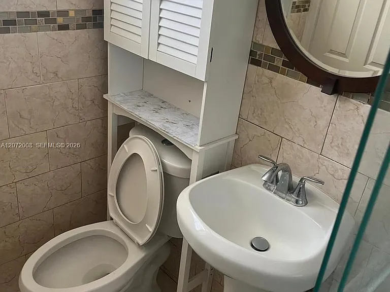 6498 Collins Ave #40 — Photo 6