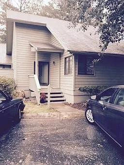 3 bed, 1932 sqft, $1,675 — Photo 2