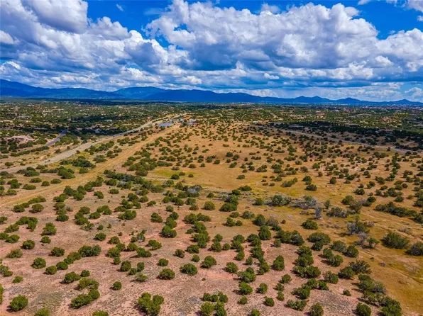 5 Tierra Antigua, Santa Fe, NM 87506