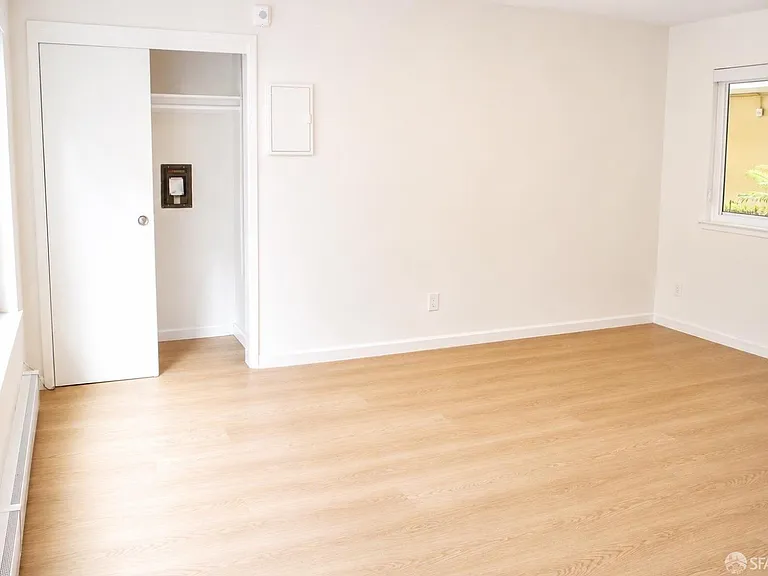 1511 Gough St — Photo 11
