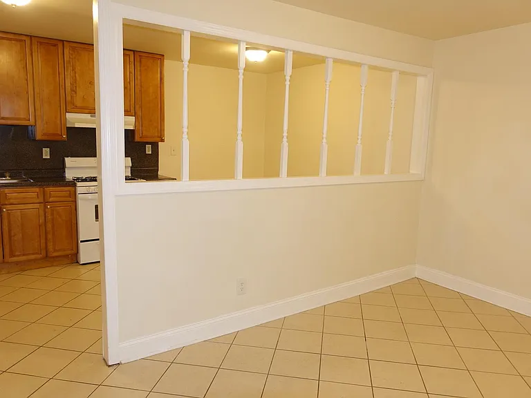 423 Avenue C #102 — Photo 3