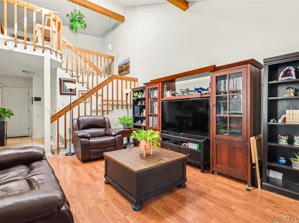 933 S Evanston Circle, Aurora, CO 80012