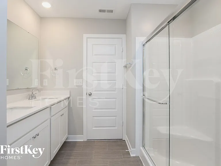 2335 S Carlota Dr — Photo 6