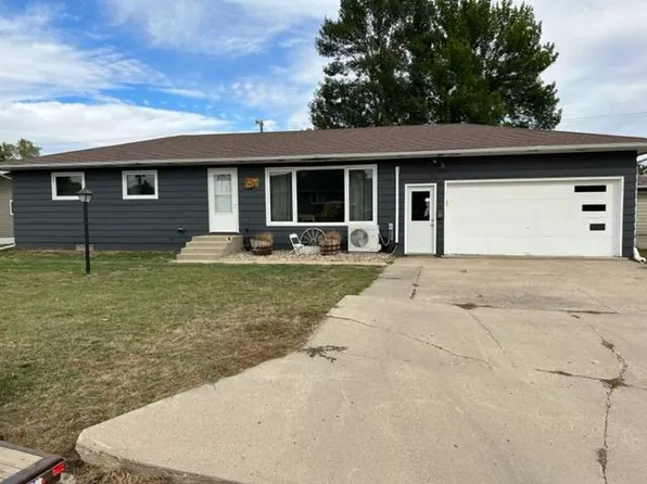 925 Franklin Ave, Harvey, ND 58341