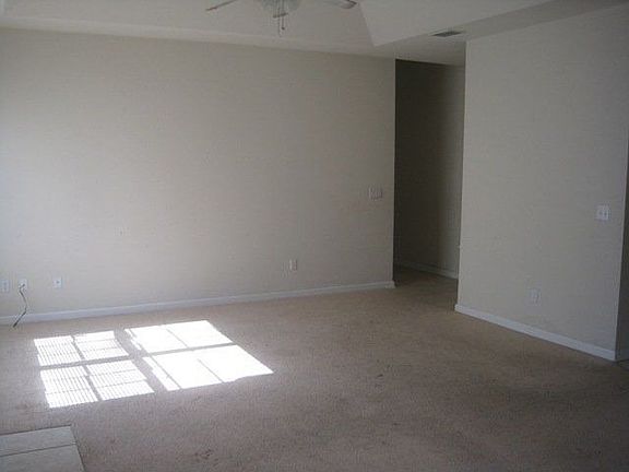 4th image of 205 Ponderosa Cir