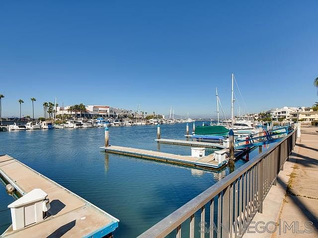 1st image of 52 Montego Ct