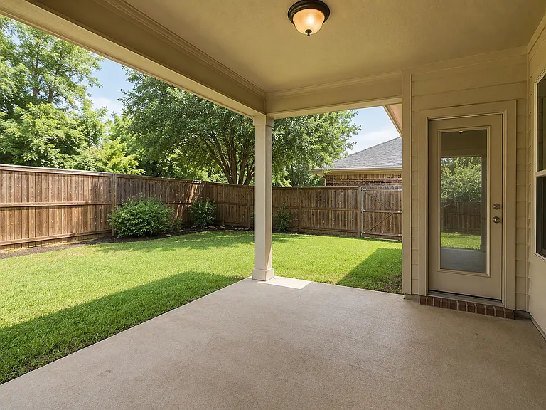 5001 Albany Dr — Photo 22