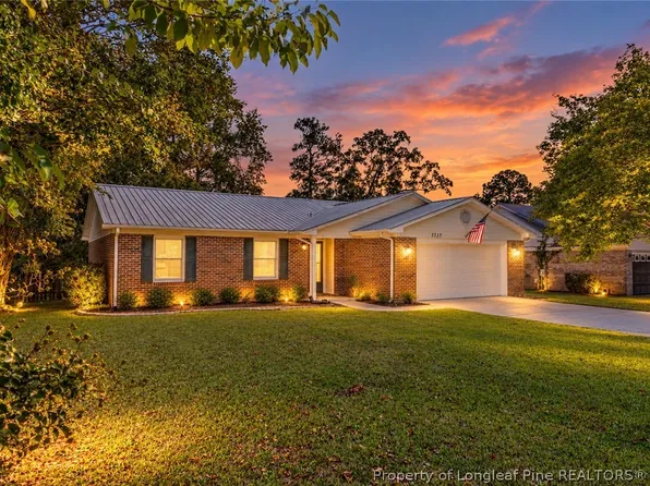 1339 Oak Knolls Dr, Fayetteville, NC 28314