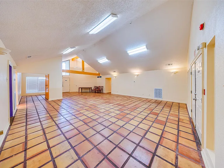 4227 Old Chocolate Bayou Rd — Photo 18