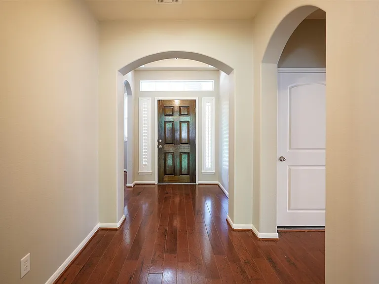 28038 Emma Gardens Ln — Photo 5