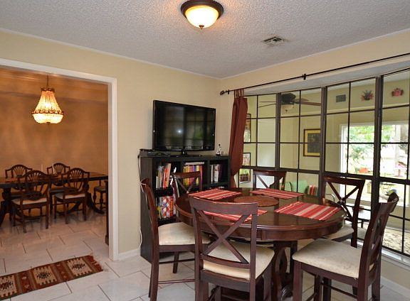 5th image of 84 Creekbend Dr
