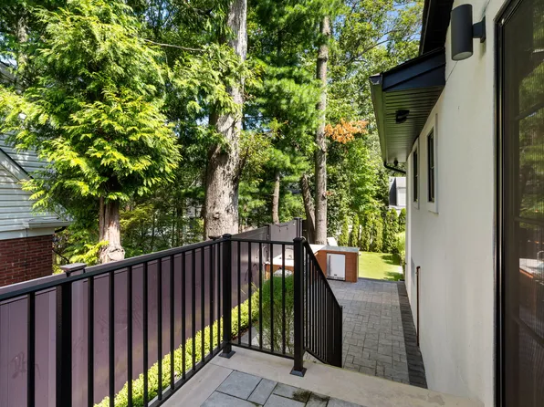 54 Kent Street image 35 of 96