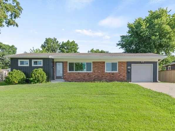 11108 W 70th Ter, Shawnee, KS 66203