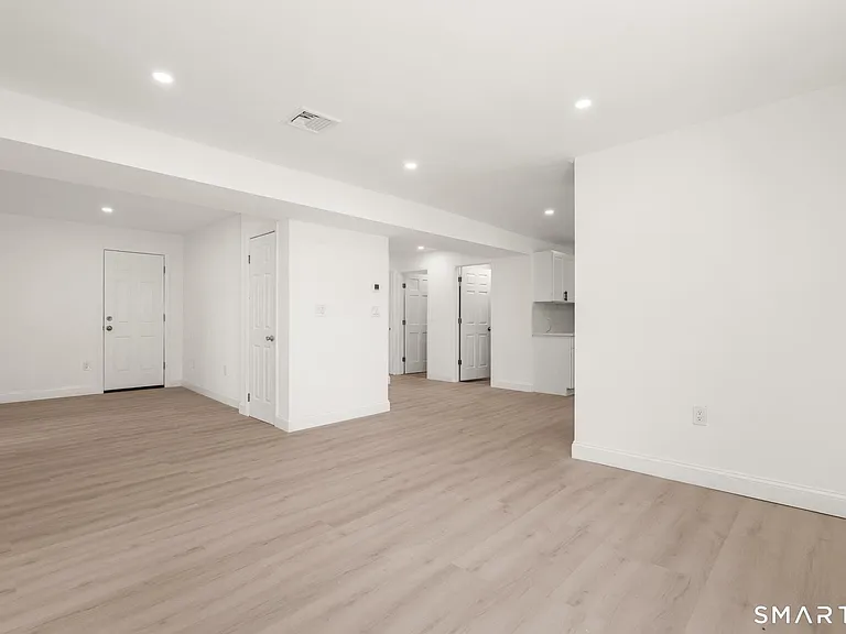 64 Soundview Ave #2 — Photo 7
